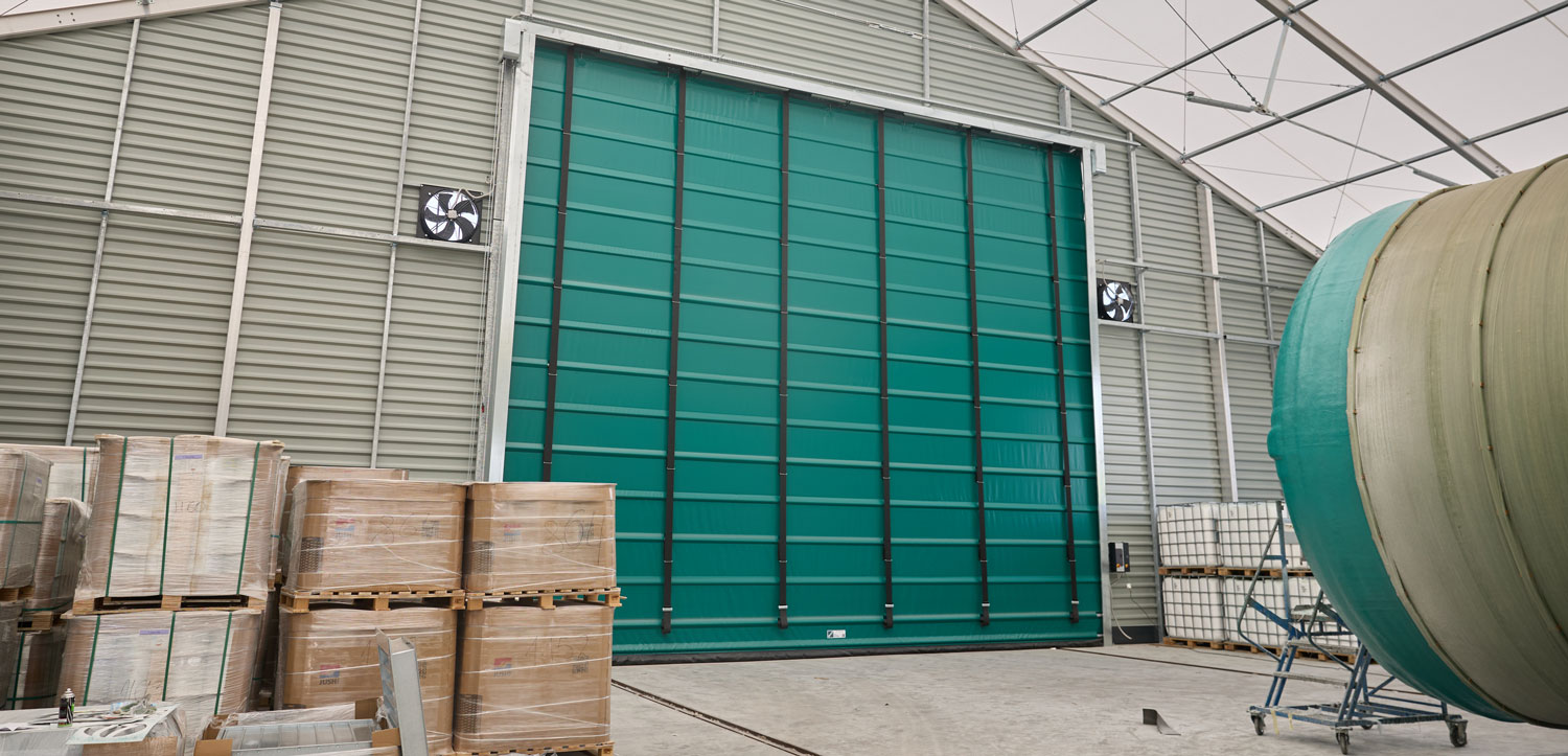 Найвища споруда зі швидкомонтованих складів для компанії VODALAND