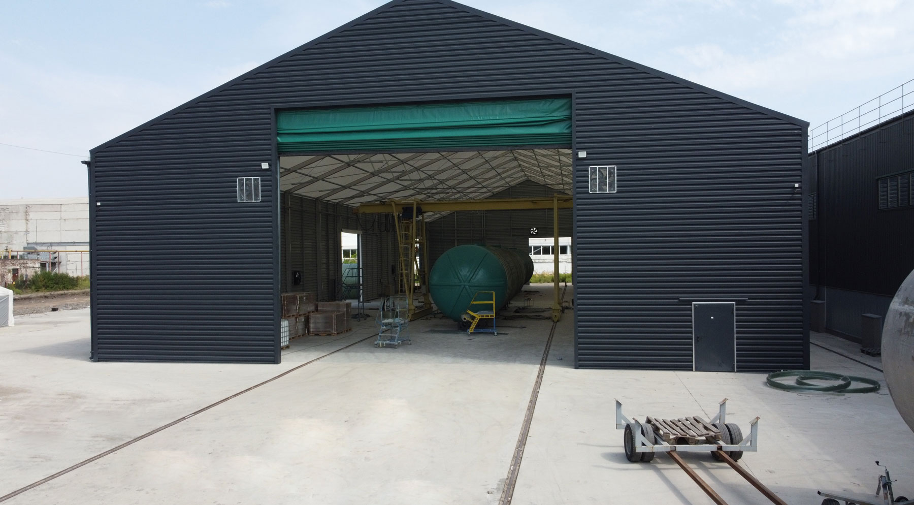 Найвища споруда зі швидкомонтованих складів для компанії VODALAND