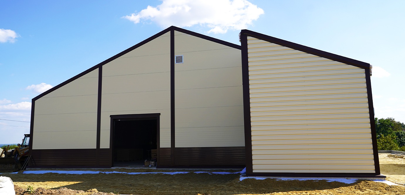 Склад та виробниче швидкомонтоване приміщення під одним дахом