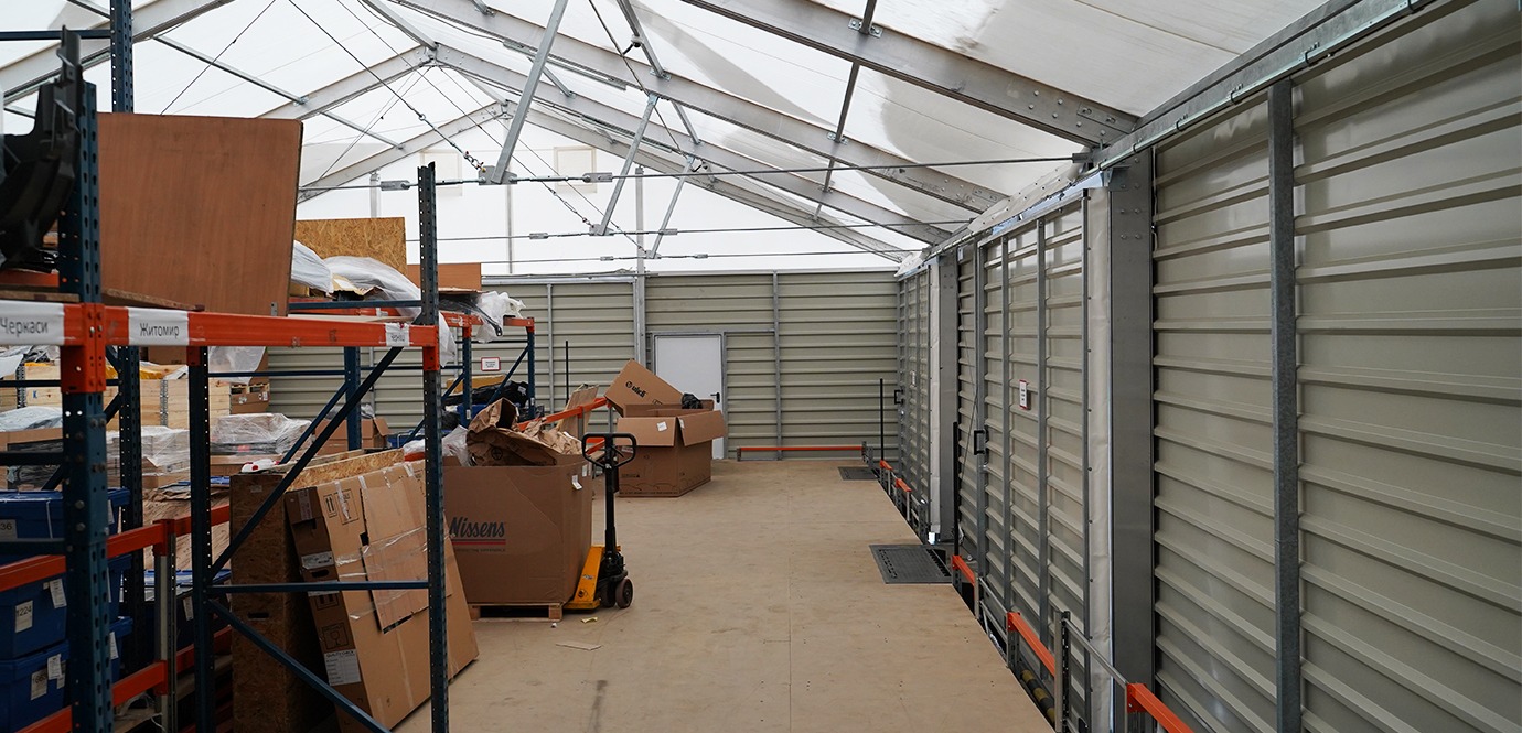 Швидкомонтовані будівлі: розширення площі основного складу всього за 2,5 місяці