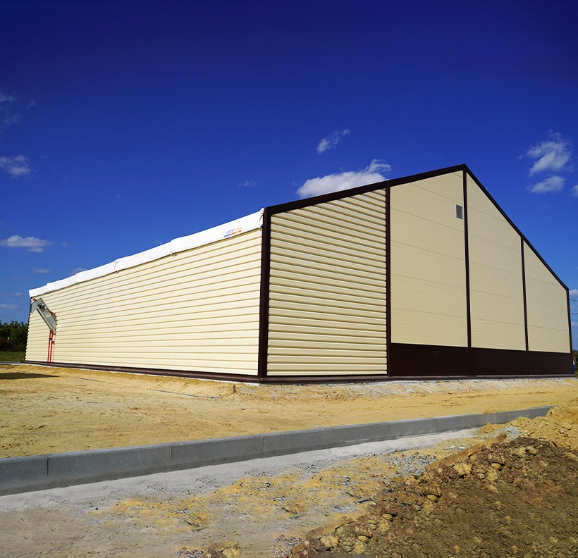 Склад та виробниче швидкомонтоване приміщення під одним дахом