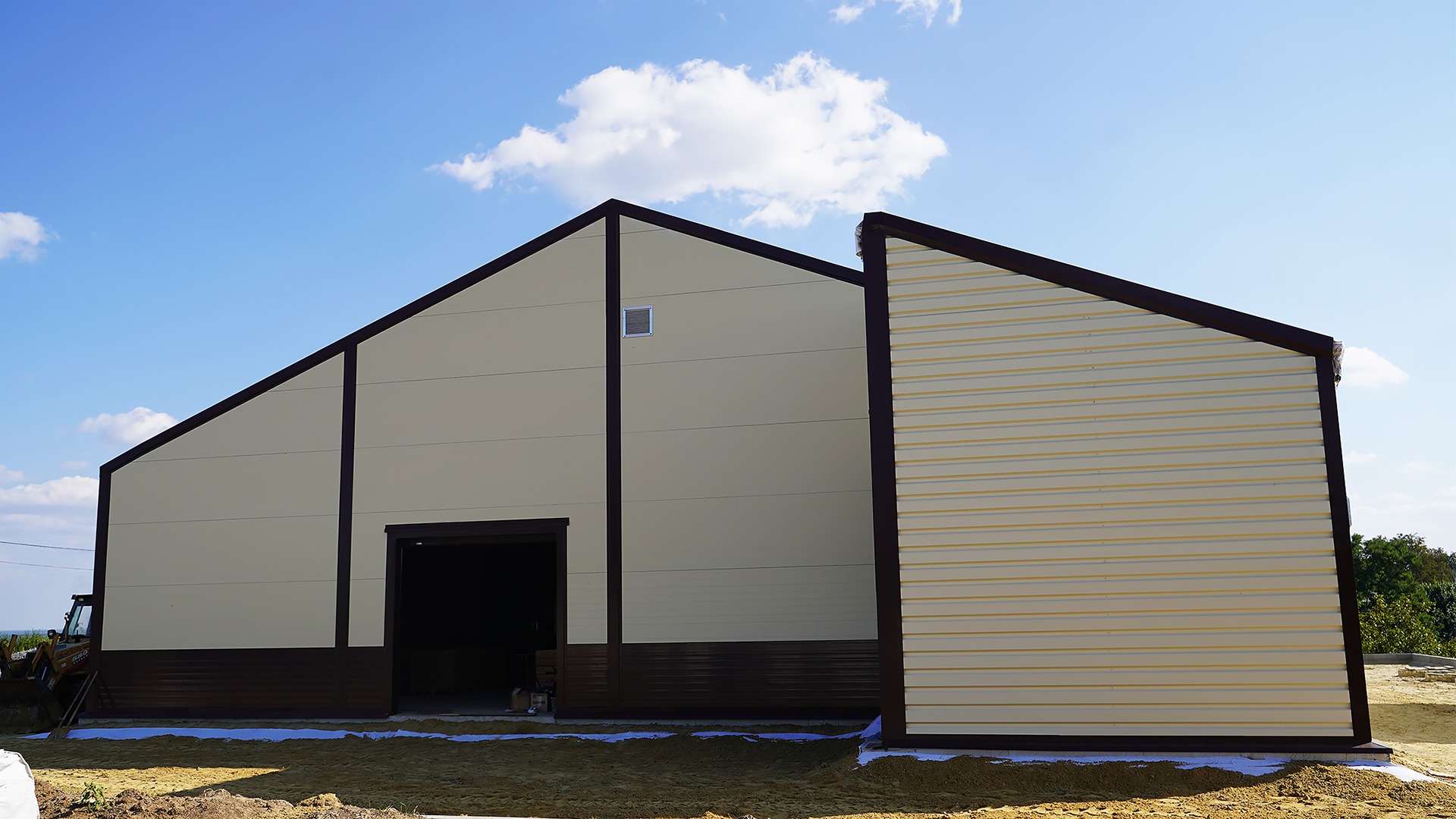 Склад та виробниче швидкомонтоване приміщення під одним дахом