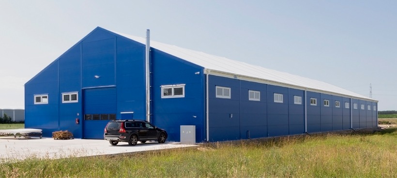 Утеплений виробничий цех для верфі з будівництва яхт у Польщі